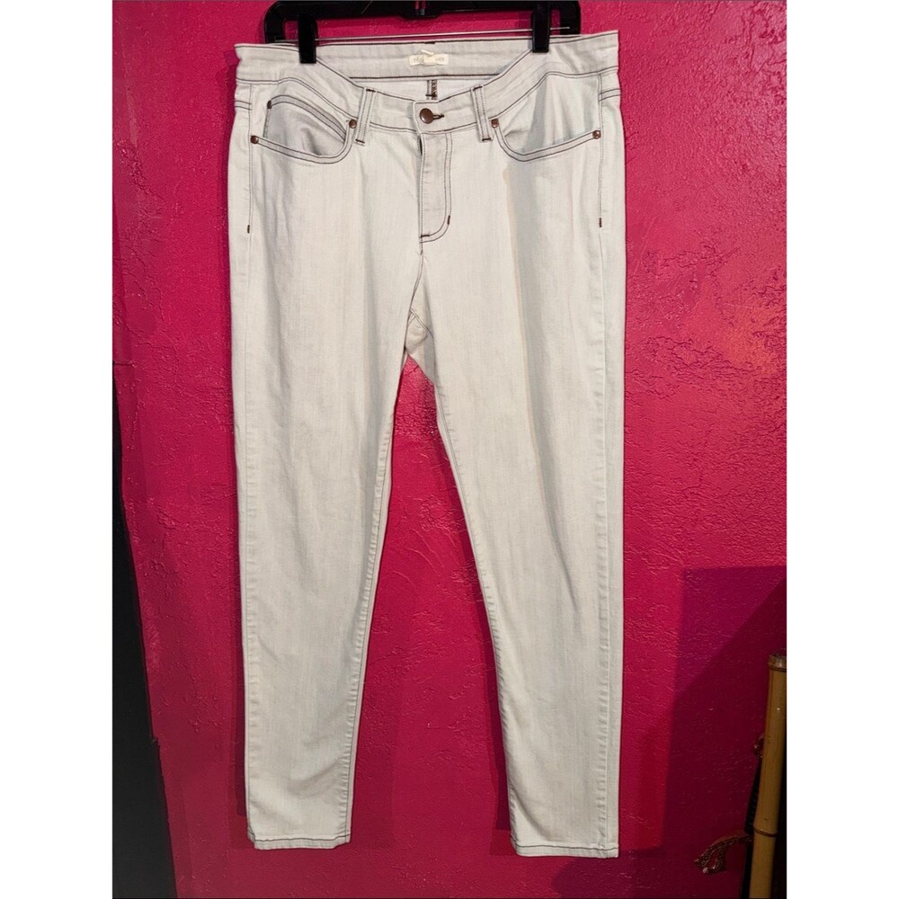 Eileen Fisher Light grey Wash organic cotton Skinny Jeans. Sz 14.